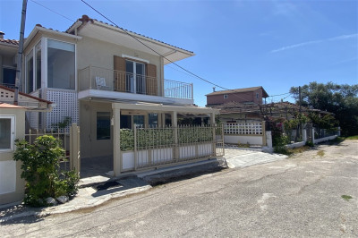Kariotes2BedHome01.jpg